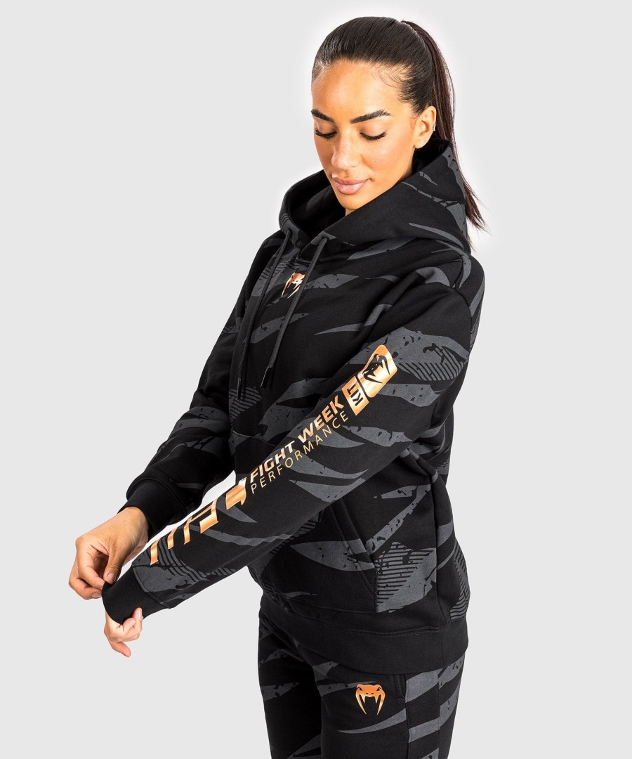 ufc adrenaline by venum fight week hettegenser til kvinner – urban camo