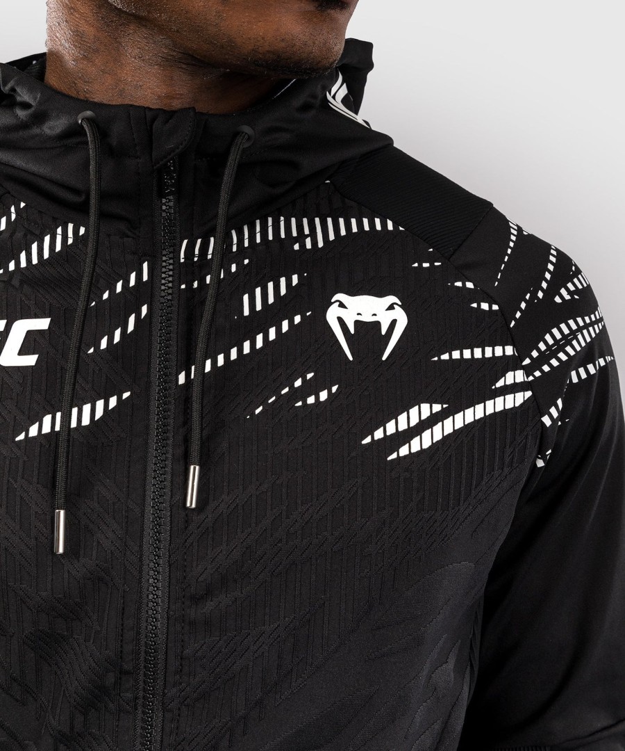 ufc fusion av venum authentic fight night menns walkout hettegenser - svart