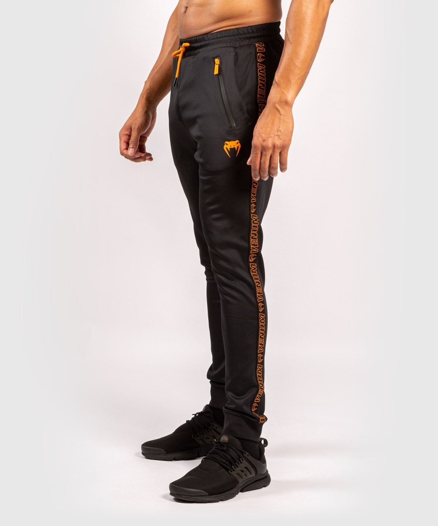 venum club 212 joggers – svartoransje