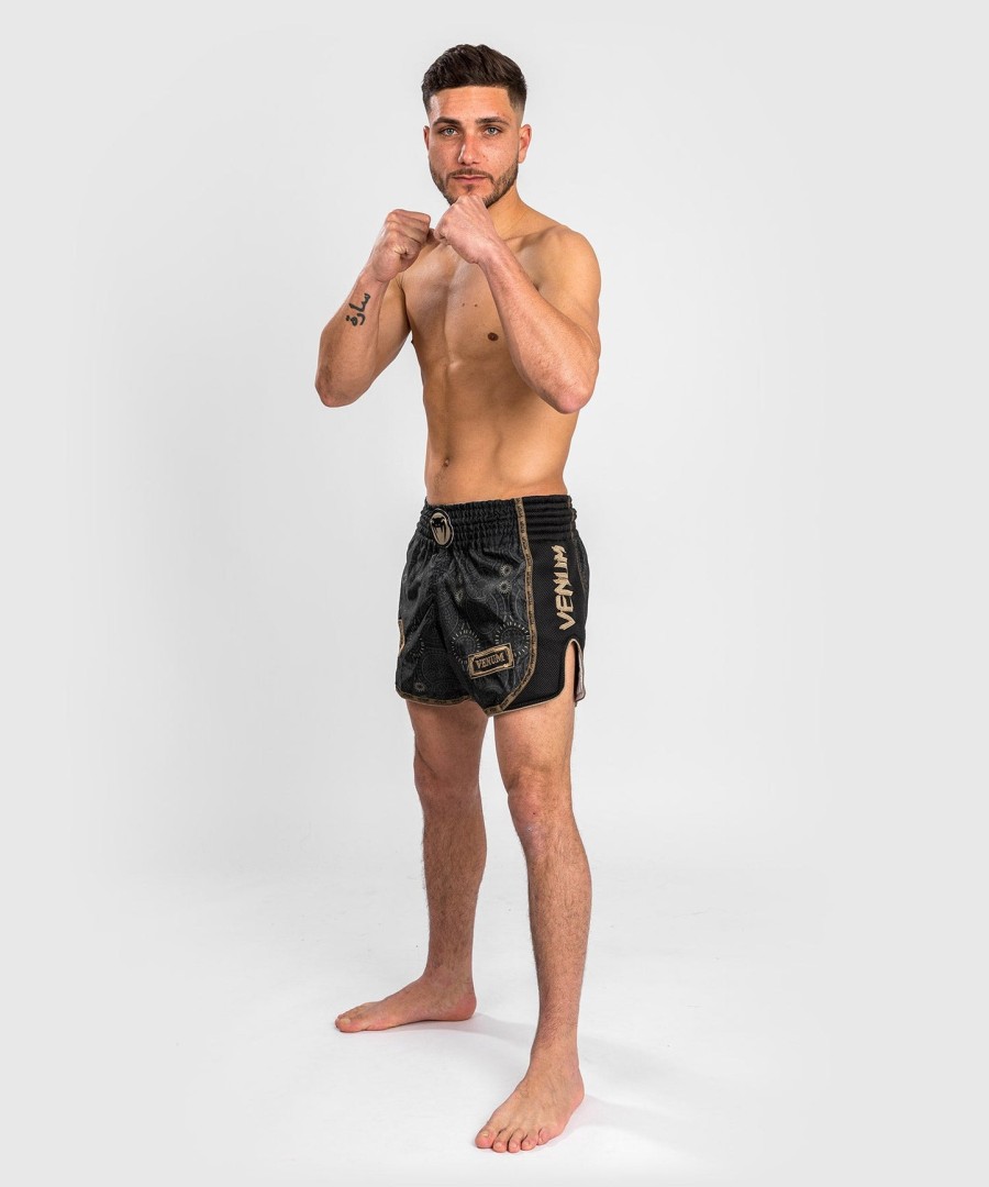 venum santa muerte dark side - muay thai shorts - svartbrun