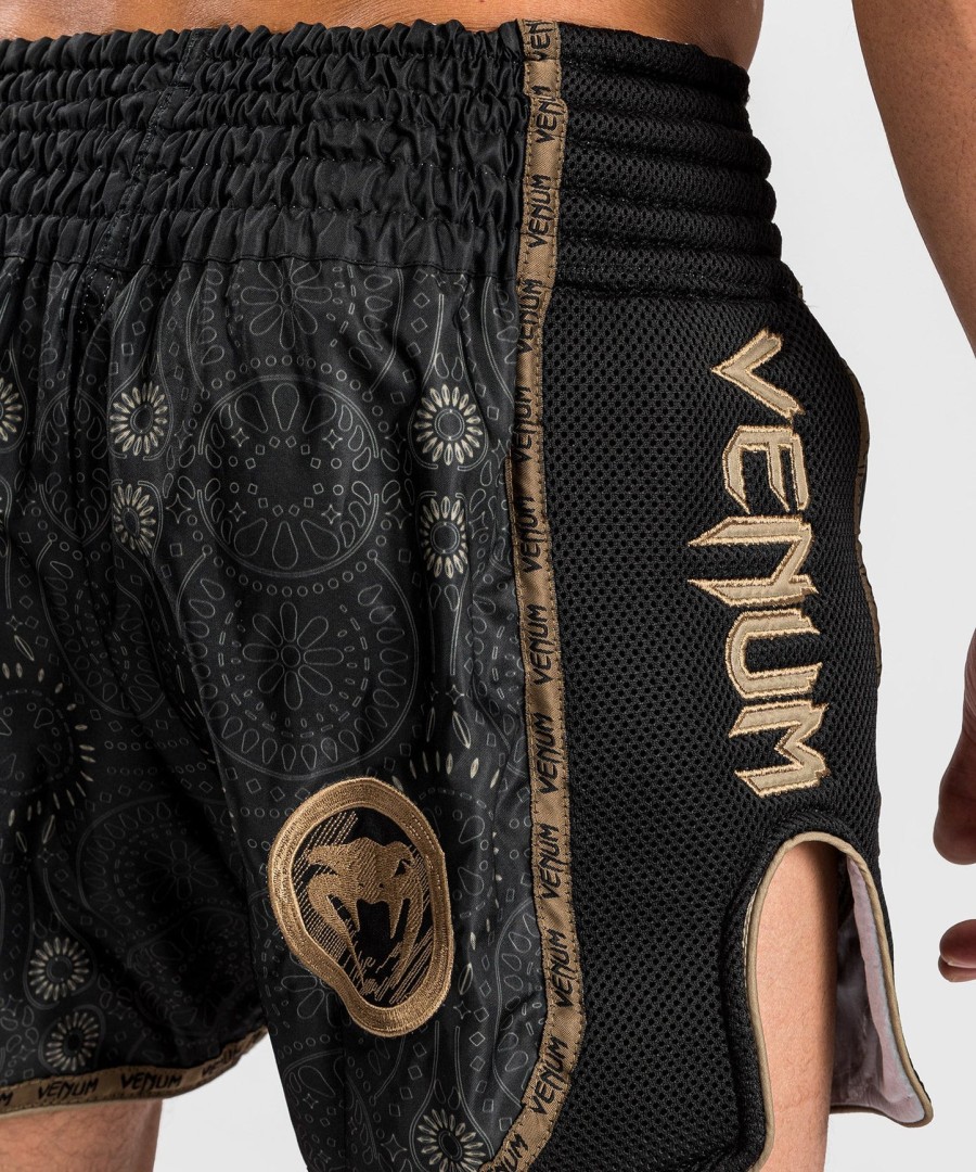 venum santa muerte dark side - muay thai shorts - svartbrun