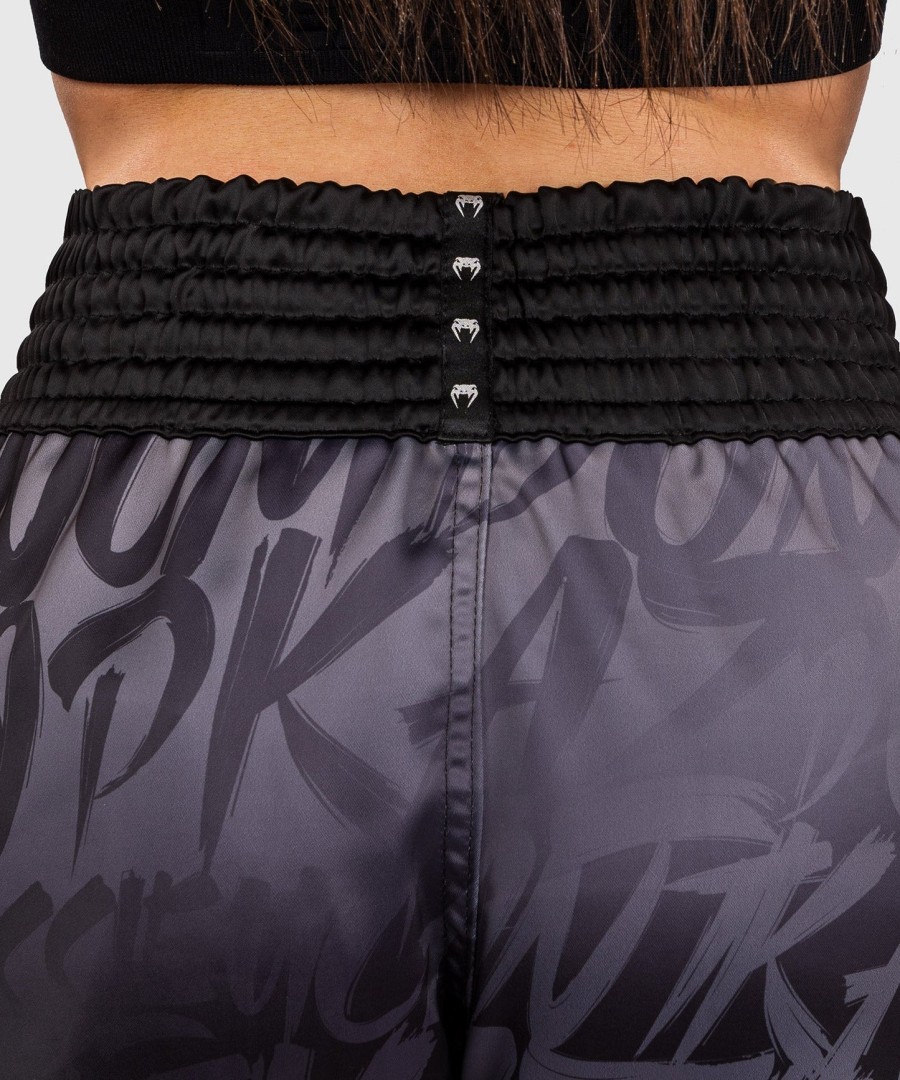 venum x kaz muay thai shorts – svart