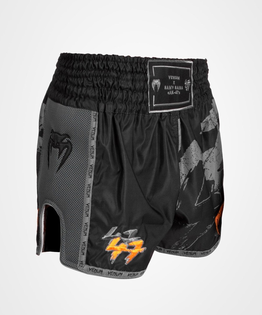 venum s47 muay thaï short - svartoransje