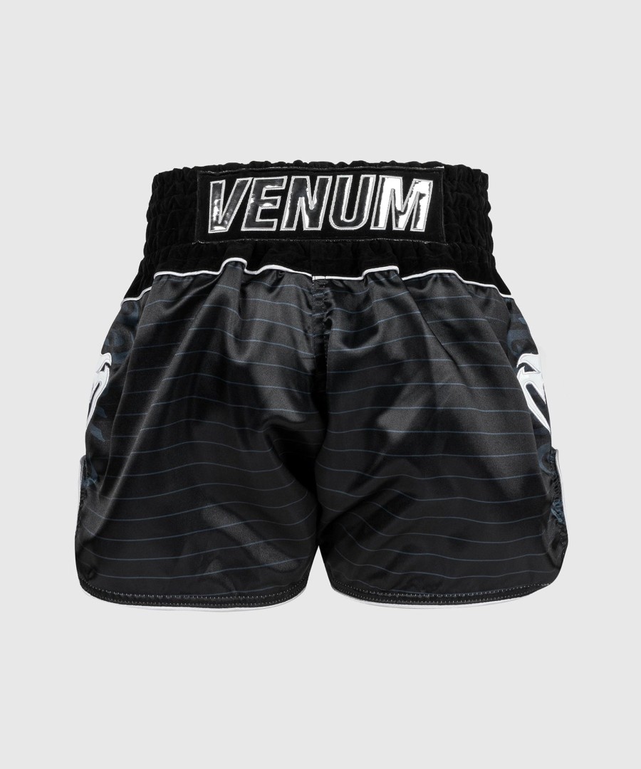 venum attack muay thai shorts - svartsølv