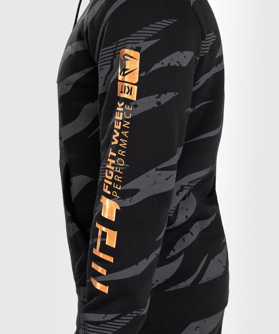 ufc adrenaline by venum fight week herre pullover hettegenser - urban camo