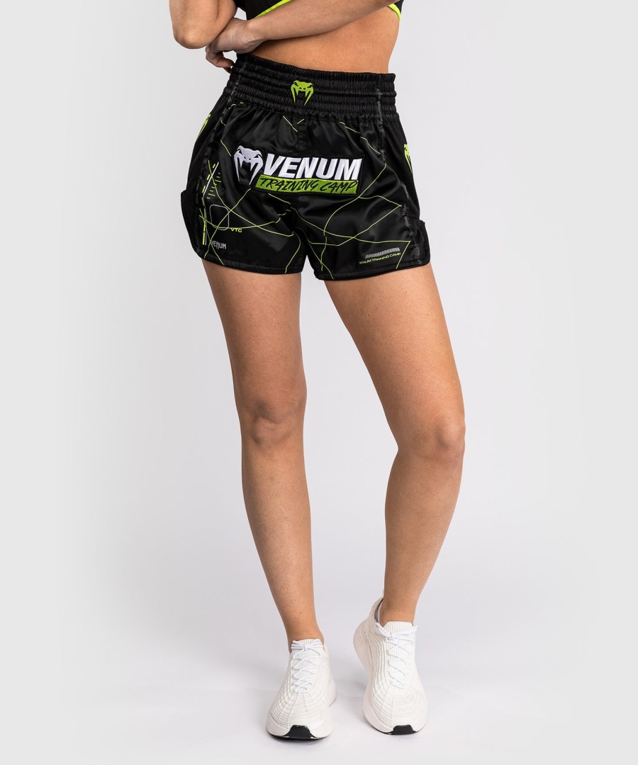 venum training camp 4.0 muay thai shorts - svartneongrønn